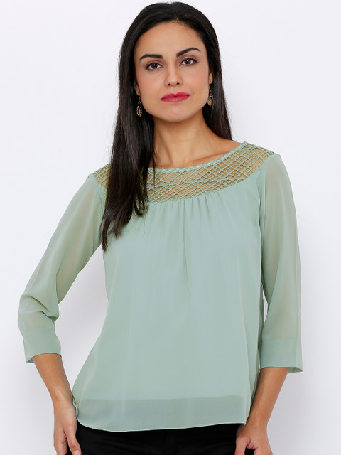 

Soie Women Green Solid Top