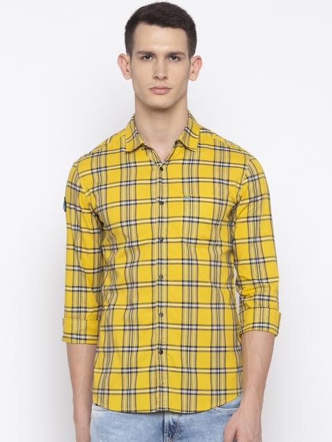 

SPYKAR Men Yellow & Blue Slim Fit Checked Casual Shirt