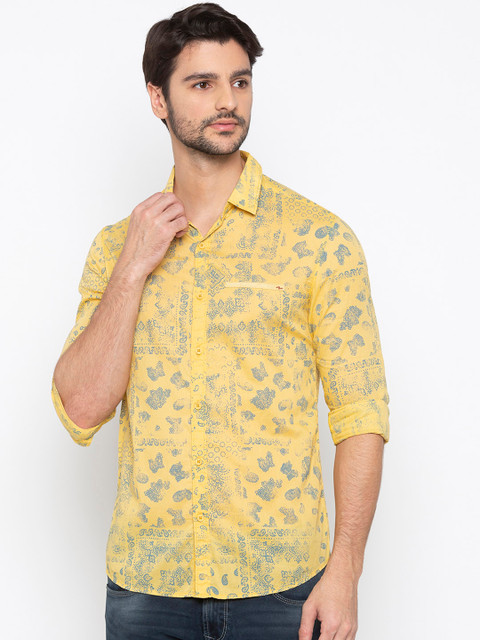 

SPYKAR Men Yellow Slim Fit Printed Casual Shirt