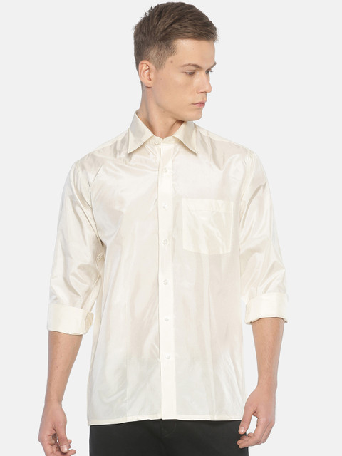 

Balista Men Cream-Coloured Standard Regular Fit Solid Pure Silk Casual Shirt