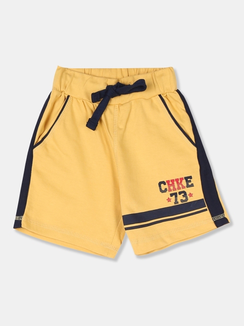 

Cherokee Boys Yellow Printed Regular Fit Regular Shorts