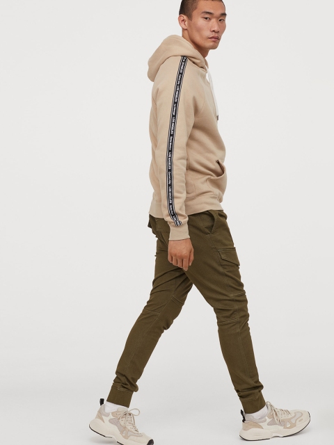 

H&M Men Olive Green Solid Joggers