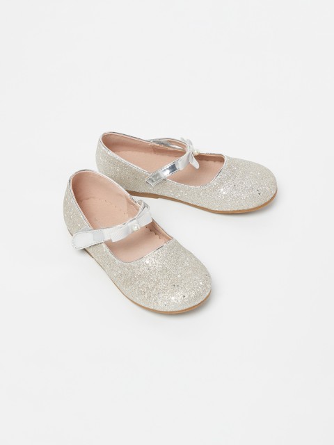 

Fame Forever by Lifestyle Girls Silver-Toned Embellished Mary Janes