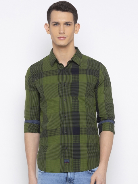 

SPYKAR Men Green & Navy Blue Slim Fit Checked Casual Shirt