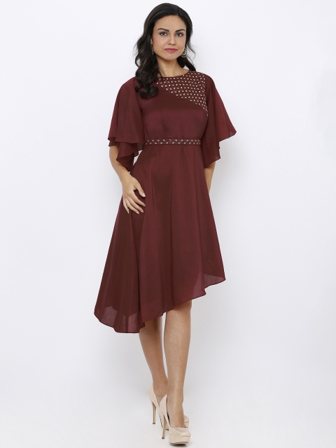 

Soie Women Burgundy Solid Fit and Flare Dress