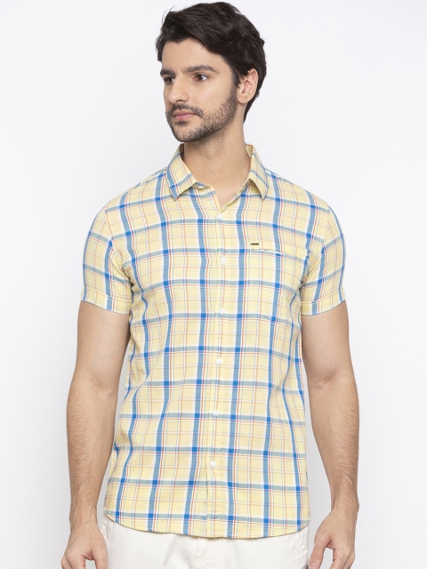 

SPYKAR Men Yellow & Blue Slim Fit Checked Casual Shirt