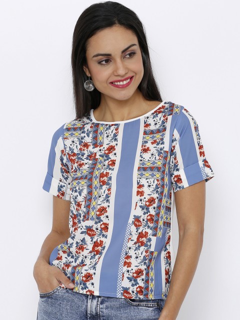 

Soie Women Blue & White Printed Top