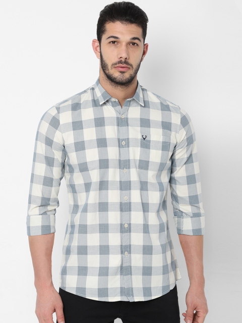 

Solly Jeans Co. Men Off-White & Blue Regular Fit Checked Casual Shirt