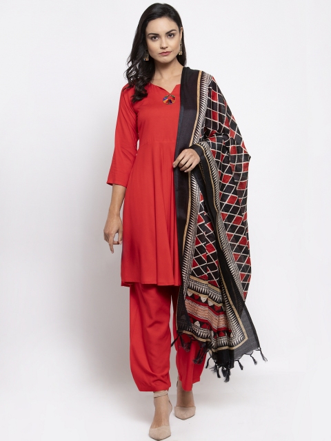 

Jompers Women Red & Black Solid Kurta with Palazzos & Dupatta