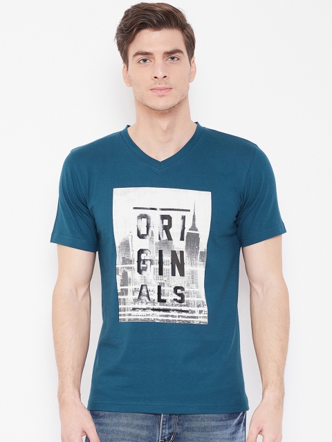 

C9 Men Blue & White Printed V-Neck T-shirt