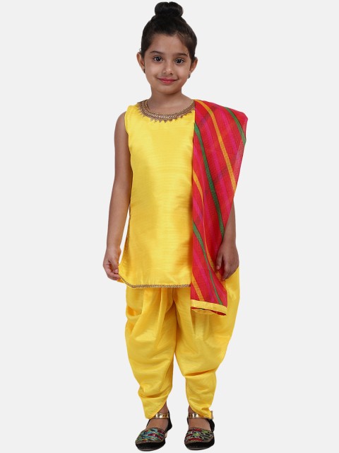 

BownBee Girls Yellow Striped Kurta with Dhoti Pants & Dupatta