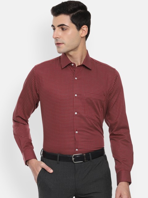 

Van Heusen Men Maroon Regular Fit Checked Formal Shirt