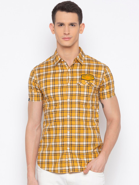 

SPYKAR Men Mustard Yellow & Off-White Slim Fit Checked Casual Shirt