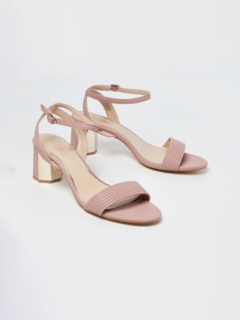 

CODE by Lifestyle Women Pink Solid Sandals