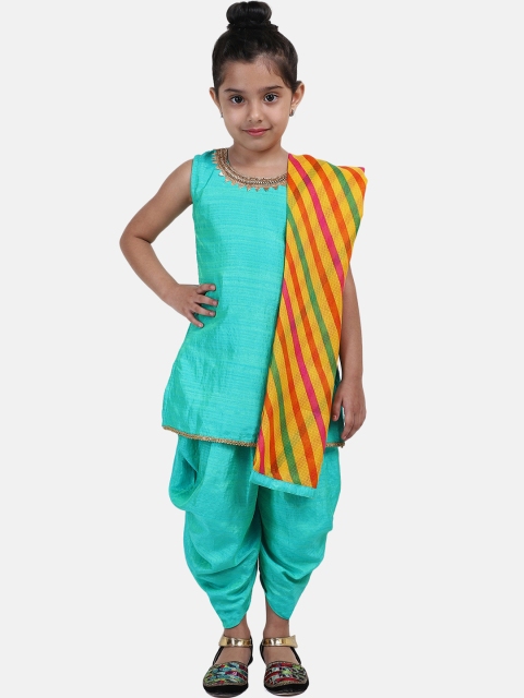

BownBee Girls Sea Green & Yellow Yoke Design Kurta with Dhoti Pants & Dupatta
