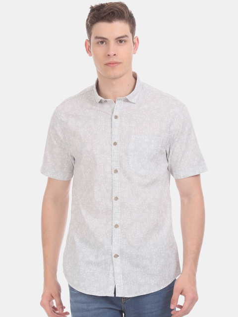 

Cherokee Men Grey Regular Fit Printed Casual Shirt