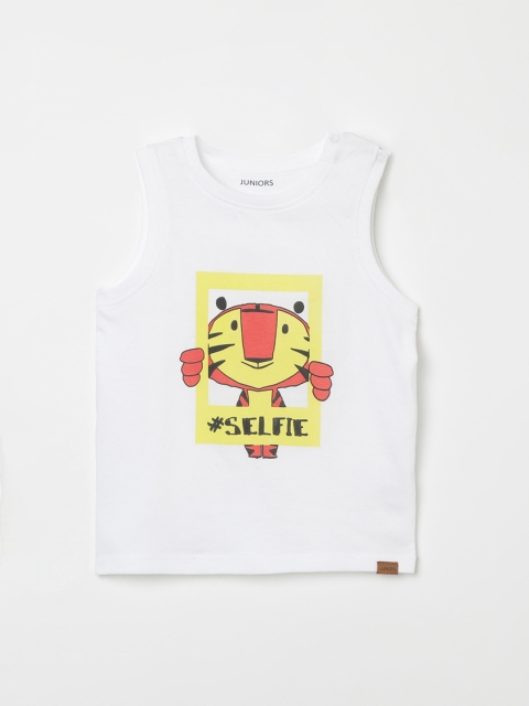 

Juniors by Lifestyle Boys White Printed Slim Fit Round Neck T-shirt