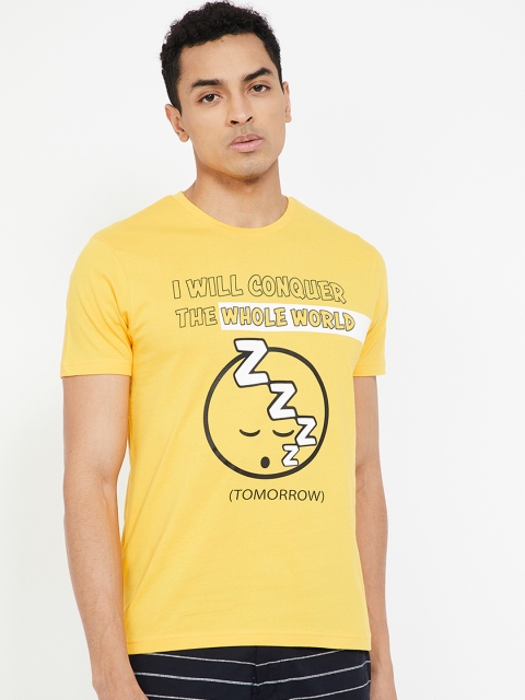 

Smiley World Men Yellow Slim Fit Printed Round Neck T-shirt
