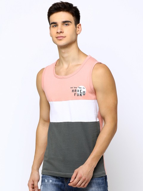 

Maniac Men Pink & White Colourblocked Round Neck T-shirt