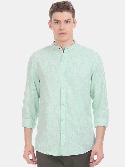 

Cherokee Men Green Regular Fit Solid Casual Shirt