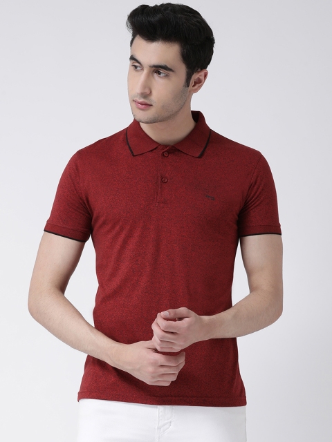 

Okane Men Red Slim Fit Solid Polo Collar T-shirt