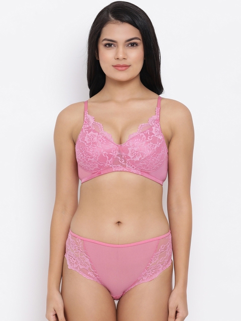 

Clovia Women Pink Solid Lace Bridal Lingerie Set COMBP1042