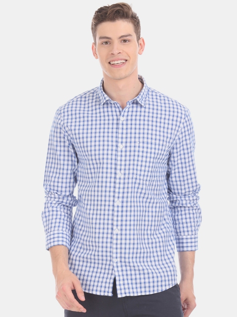 

Ruggers Men Blue & White Regular Fit Checked Casual Shirt