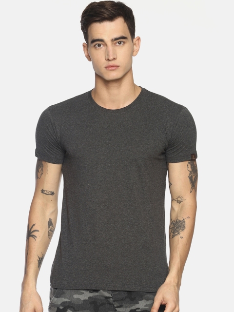 

Le Bison Men Charcoal Grey Solid Round Neck T-shirt