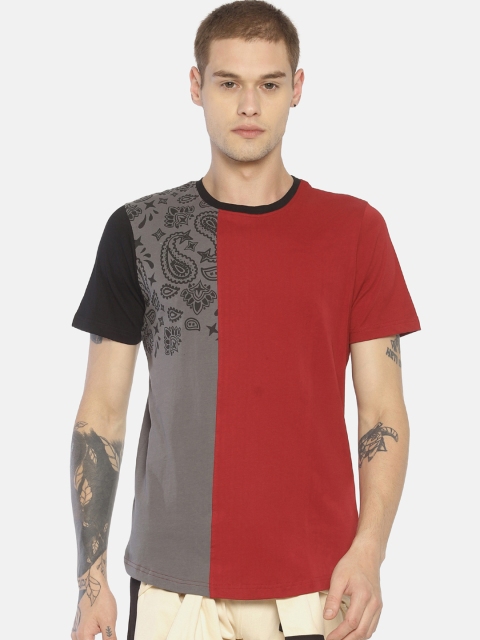 

IMPACKT Men Grey Colourblocked Round Neck T-shirt