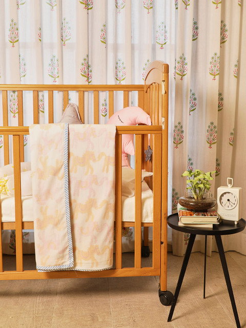

Masaya Peach-Colored Abstract AC Room 210 GSM Single Bed Dohar
