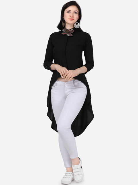

Yuvraah Women Black Solid Tunic