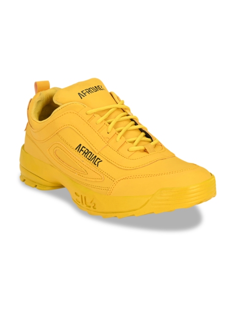 

AfroJack Men Yellow Sneakers