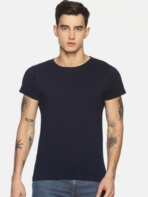 

Le Bison Men Navy Blue Solid Round Neck T-shirt