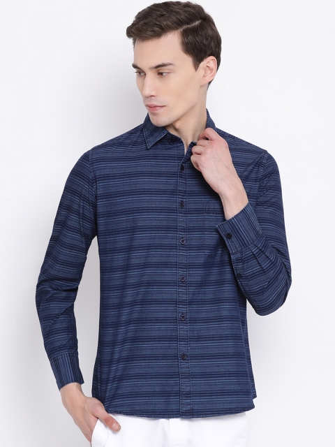 

Crimsoune Club Men Navy Blue Standard Slim Fit Striped Casual Shirt