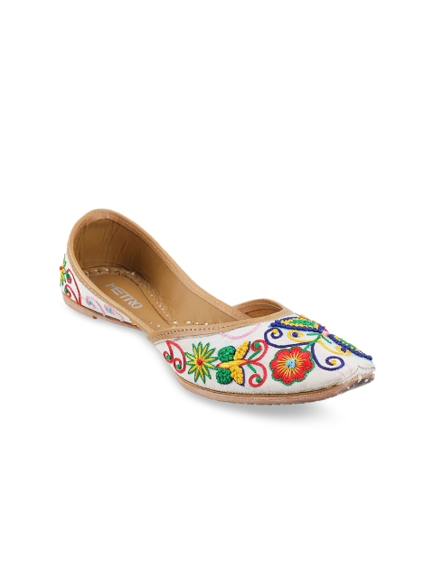 

Metro Women White & Green Embellished Leather Mojaris
