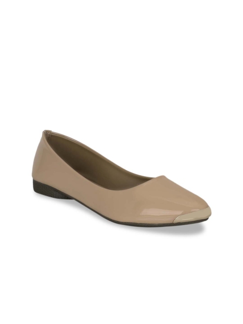 

Get Glamr Women Beige Solid Ballerinas