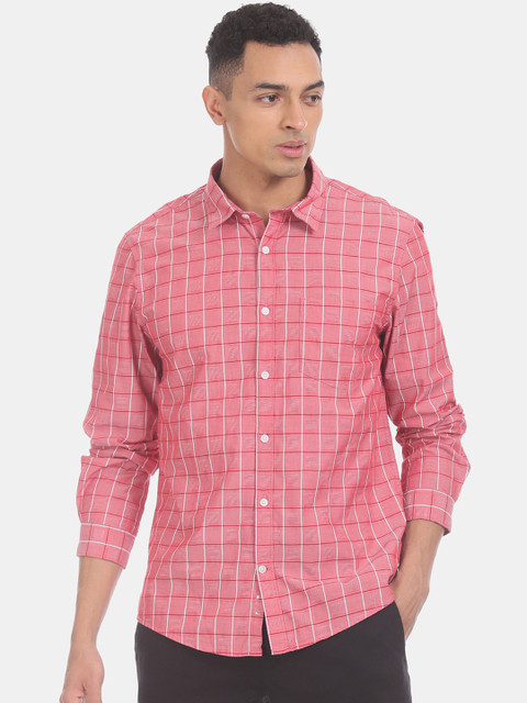 

Ruggers Men Red Regular Fit Checked Casual Shirt