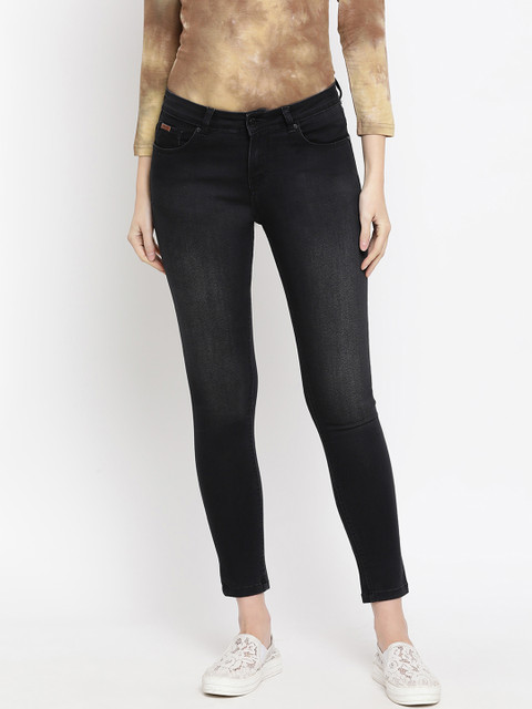

Crimsoune Club Women Black Super Skinny Fit Mid-Rise Clean Look Jeans