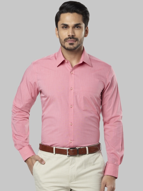 

Raymond Men Red Regular Fit Solid Formal Shirt