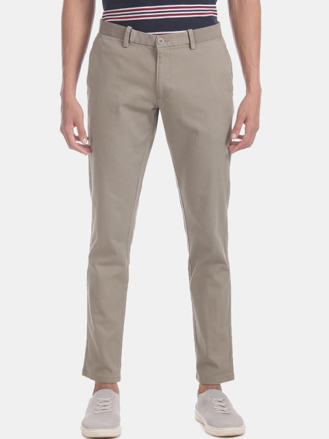 

Ruggers Men Brown Slim Fit Solid Regular Trousers
