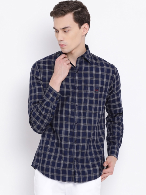 

Crimsoune Club Men Navy Blue & Off-White Slim Fit Checked Casual Shirt