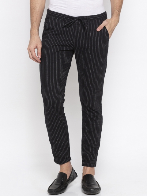 

SPYKAR Men Black & White Tapered Fit Striped Regular Trousers