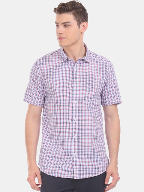 

Ruggers Men White & Blue Regular Fit Checked Casual Shirt