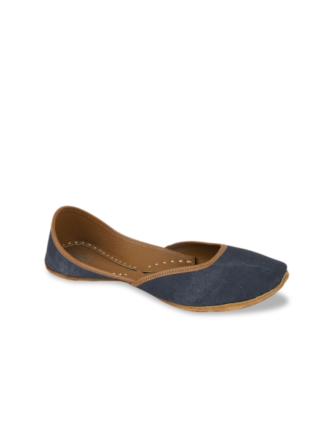 

Jutti Express Women Blue Solid Handcrafted Mojaris