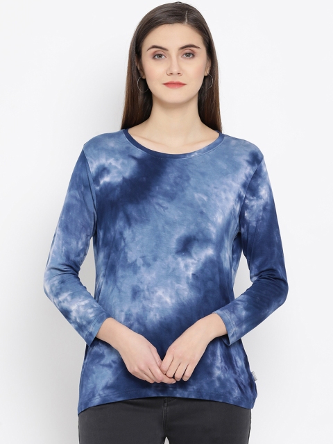 

Crimsoune Club Women Navy Blue & Off White Dyed Slim Fit Round Neck T-shirt