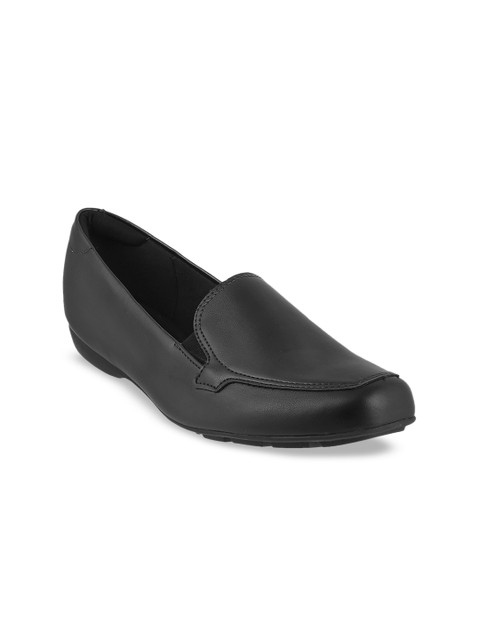 

Metro Women Black Solid Ballerinas