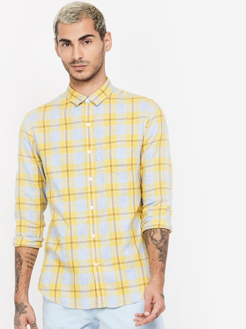 Fame Forever by Lifestyle Men Yellow & Off-White Slim Fit Checked Casual Shirt