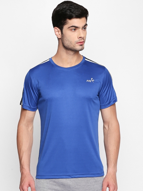 

FiTZ Men Blue Solid Round Neck T-shirt
