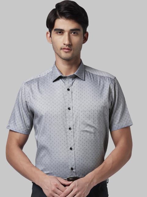 

Park Avenue Men Grey Regular Fit Self Design Formal Shirt