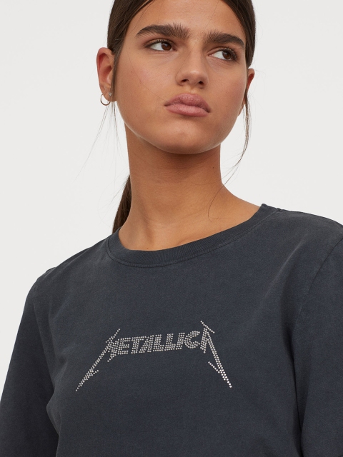 

H&M Women Grey T-Shirt With A Motif